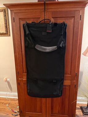 Tumi Black Men's Garment Bag with Shoulder Strap